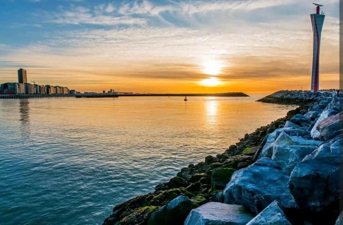 Centrally Located Apartment Close To The Beach ออสเทนด์ ภายนอก รูปภาพ